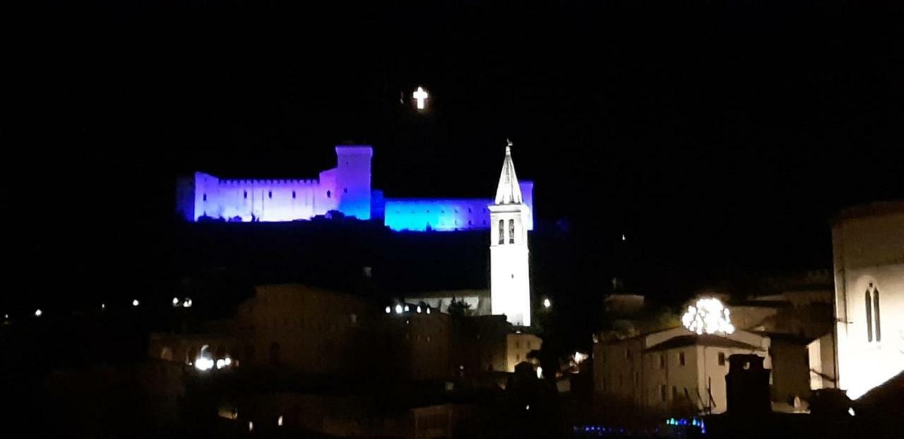 דירות ספולטו Sotto I Tetti Del Borgo מראה חיצוני תמונה